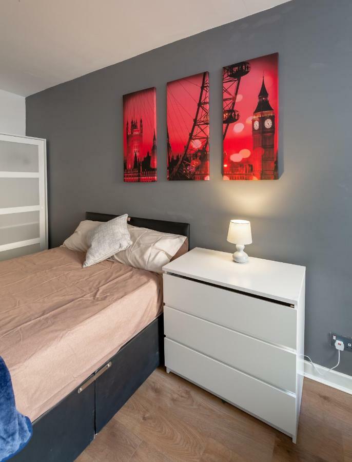 3 Bedroom Apartment Newcastle City Centre 외부 사진
