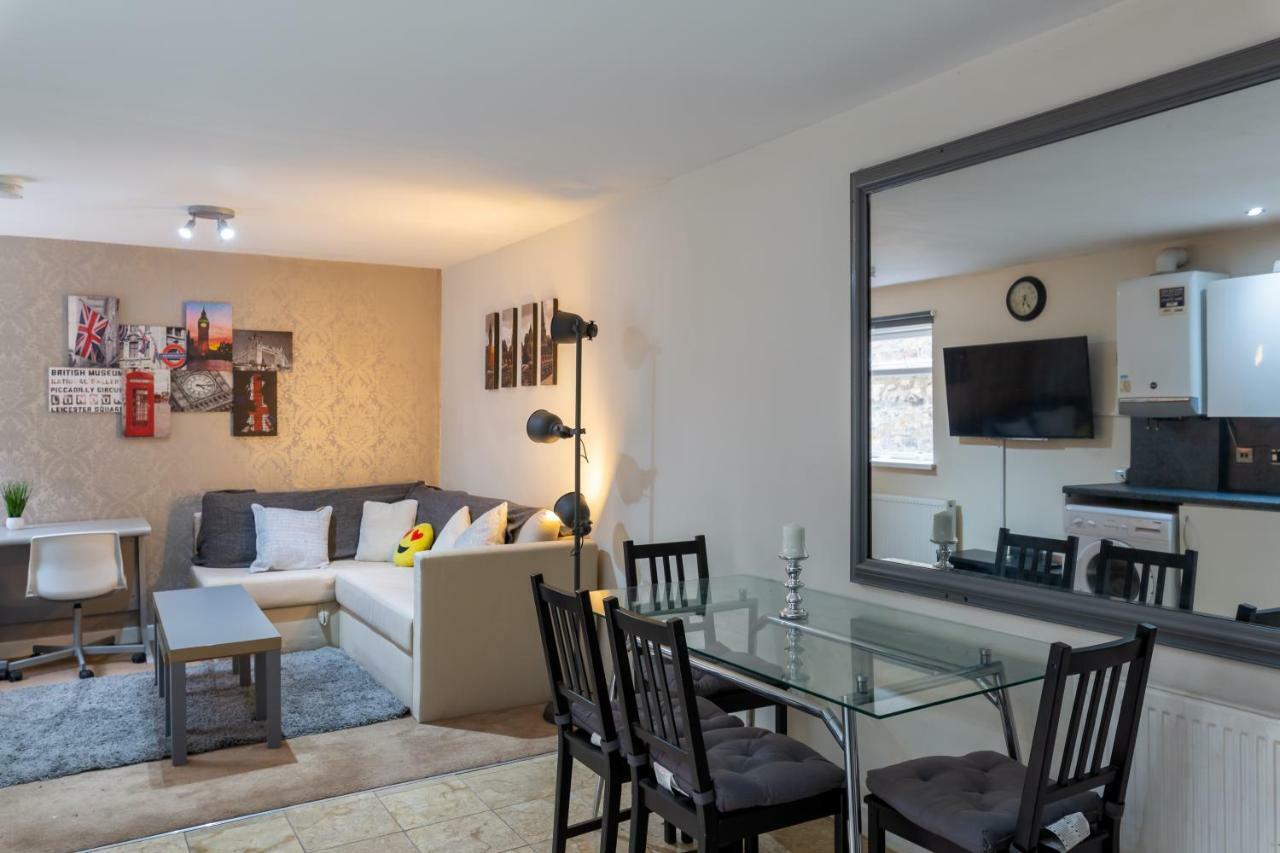3 Bedroom Apartment Newcastle City Centre 외부 사진