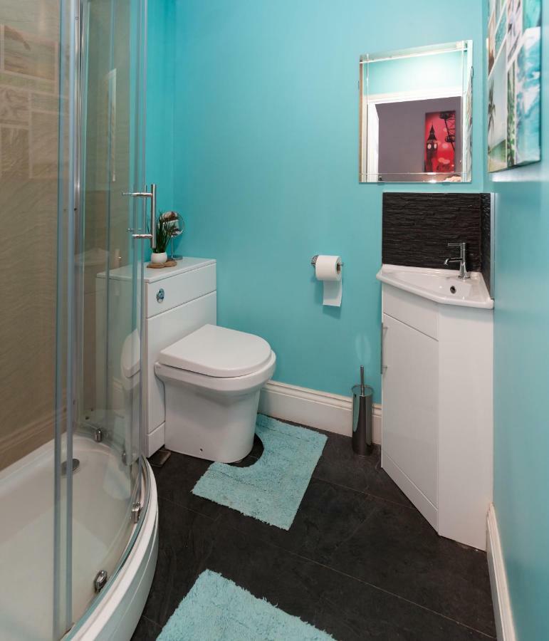 3 Bedroom Apartment Newcastle City Centre 외부 사진