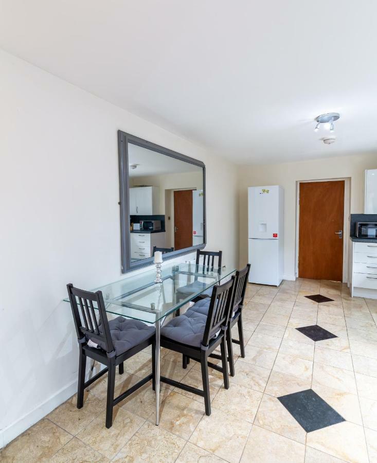 3 Bedroom Apartment Newcastle City Centre 외부 사진