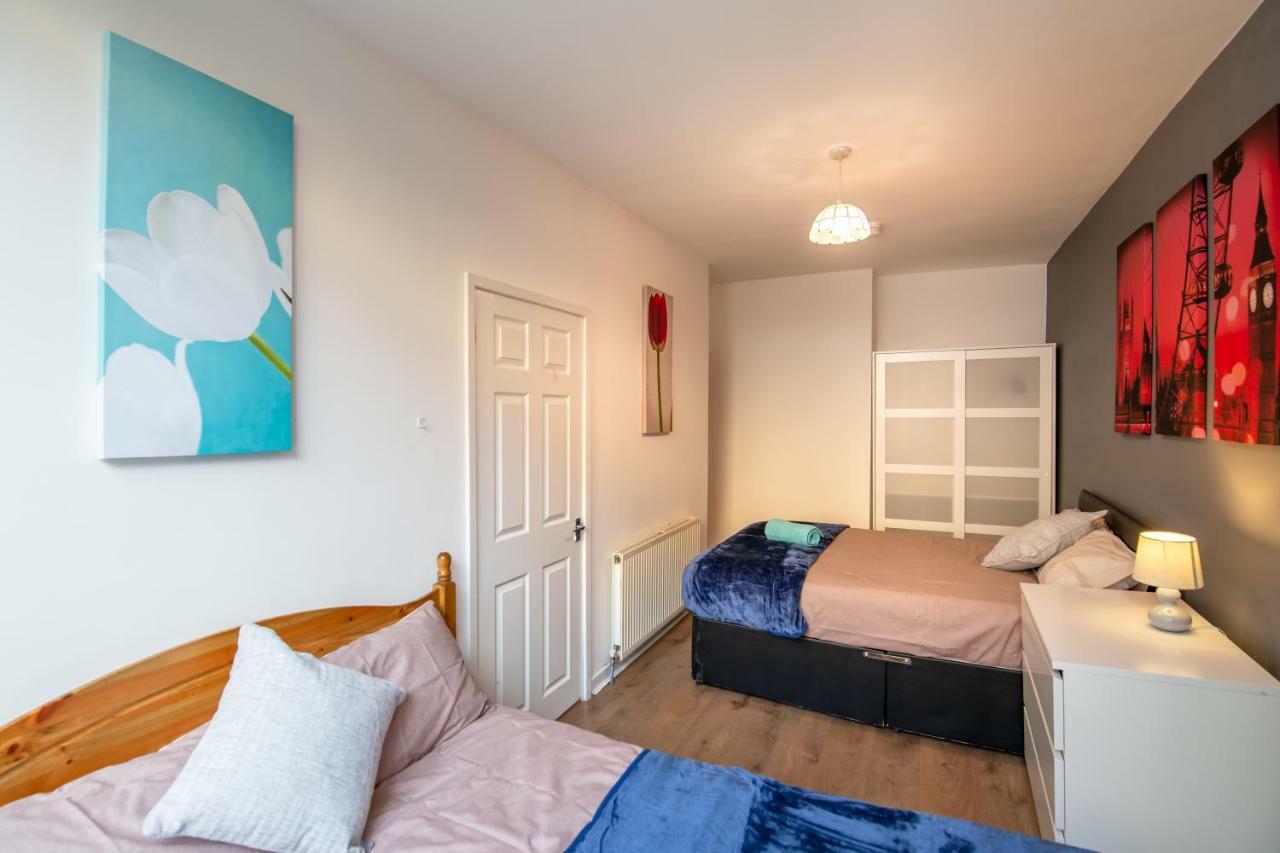 3 Bedroom Apartment Newcastle City Centre 외부 사진